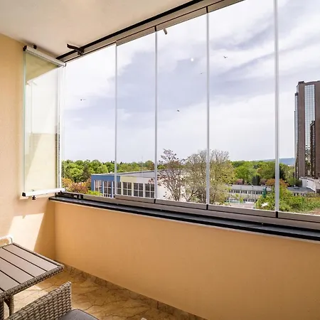 Sea Garden Heaven 2br With Free Parking Lägenhet *