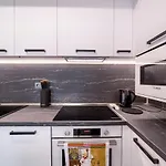 Sea Garden Heaven 2br With Free Parking Varna