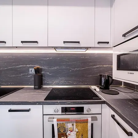 Sea Garden Heaven 2br With Free Parking ヴァルナ